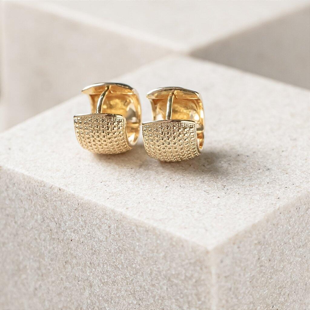 Small Wide Detailed Hoop Earring - Gold