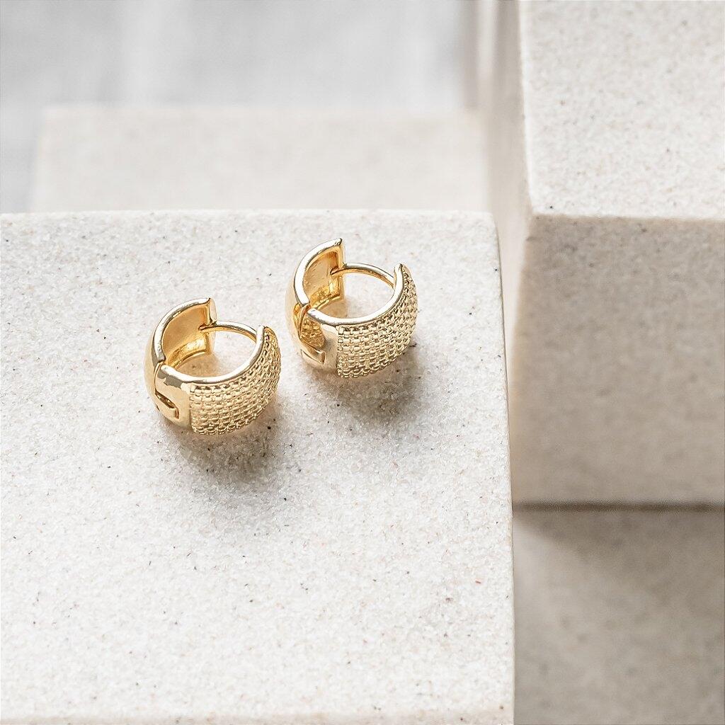 Small Wide Detailed Hoop Earring - Gold