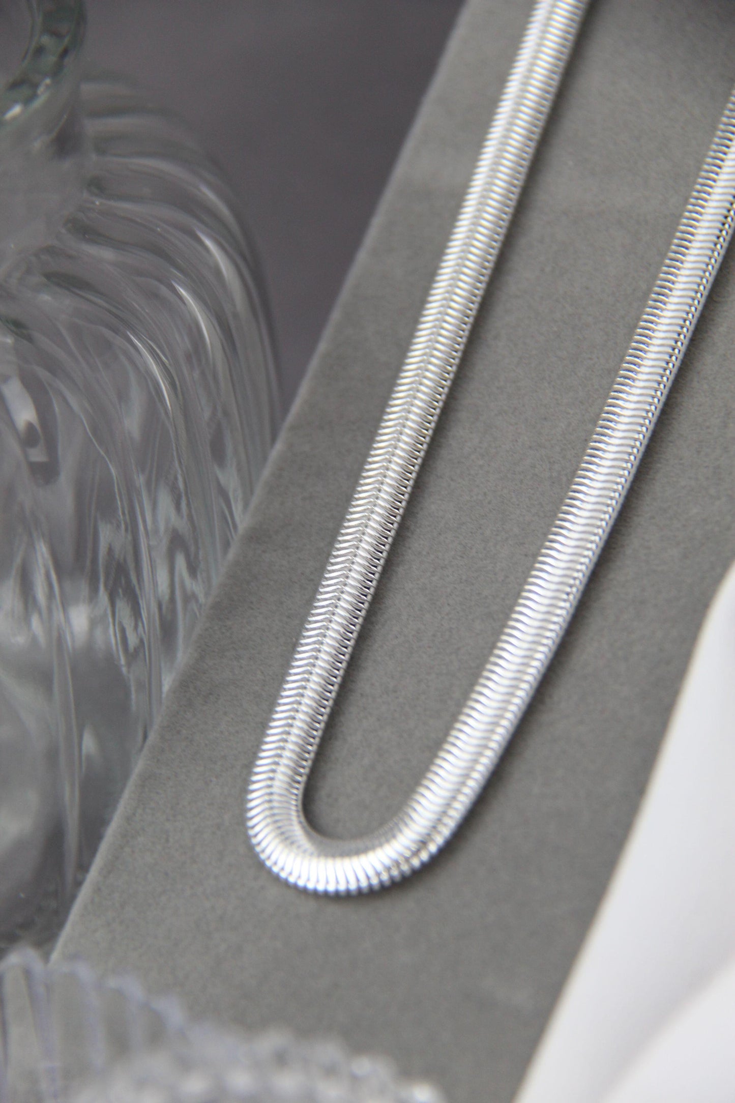 Snake Chain Choker Necklace - Silver